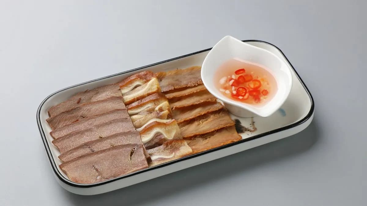 12. Kantoni Marhanyelv, Pacal és Disznófül Sóoldatos Szószban