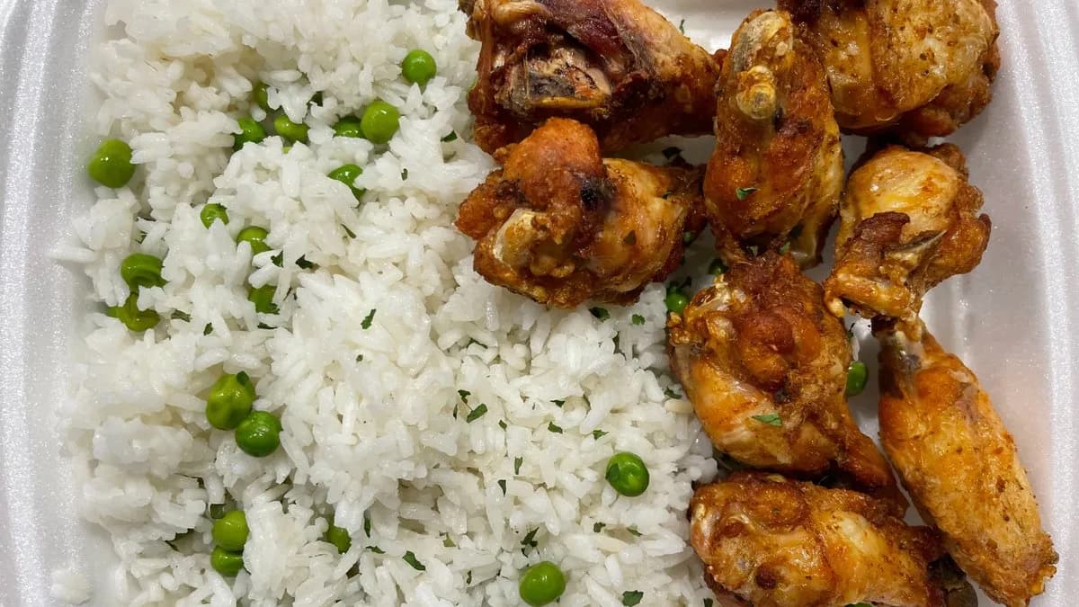 Fűszeres sült csirkeszárny