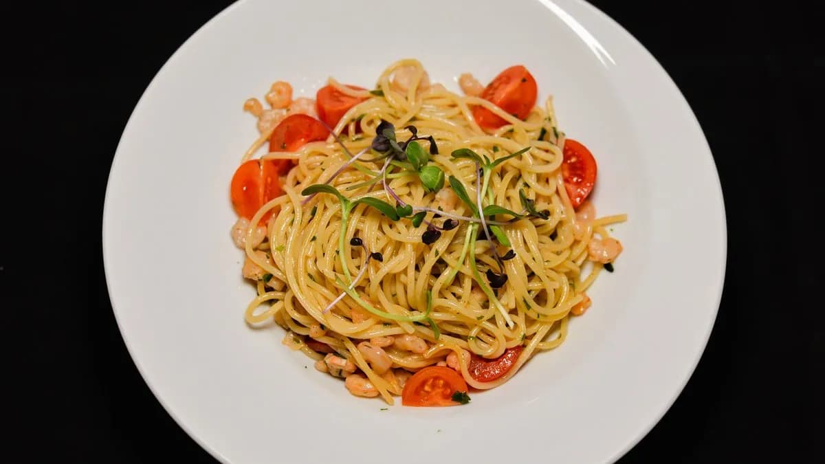 FOKHAGYMÁS SPAGETTI KOKTÉLRÁKKAL