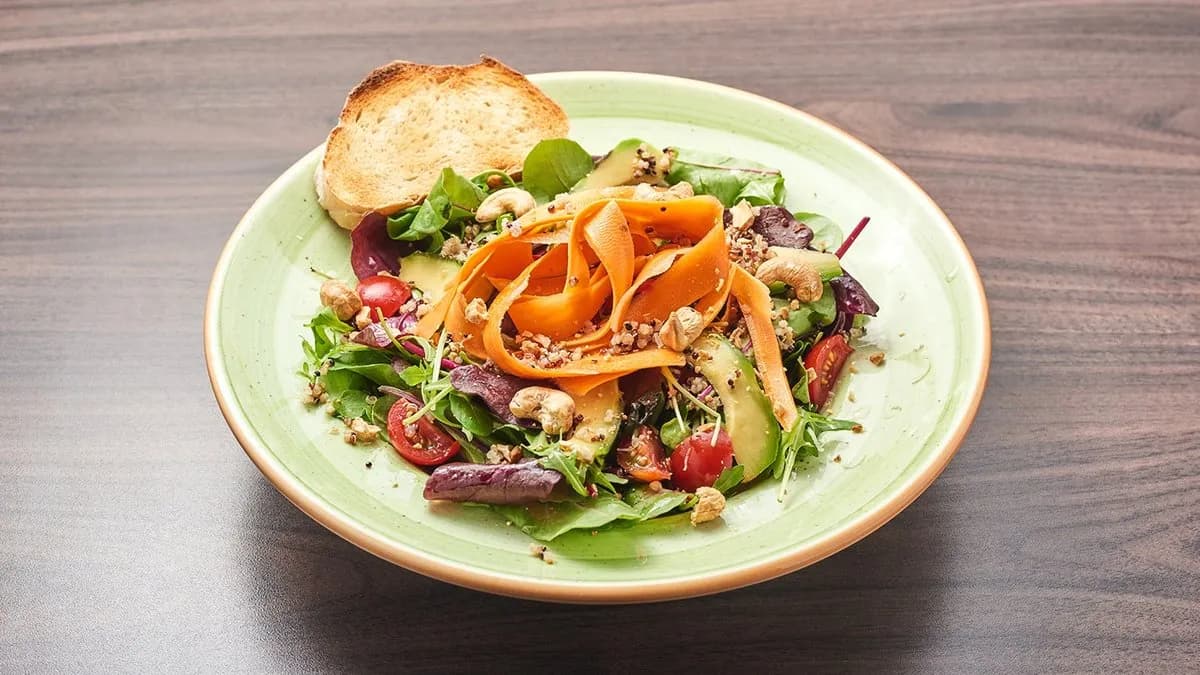 Vegán saláta