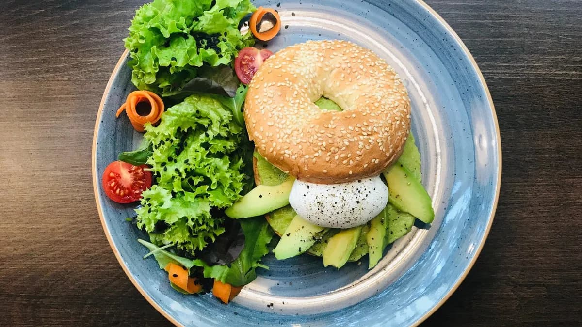 Avokádós bagel