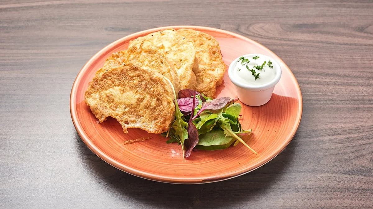 Bundáskenyér tejföllel