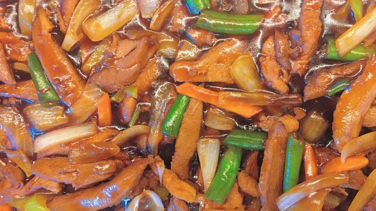 31. Pirított kacsahús (500ml)