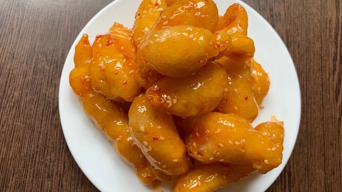 Szezámmagos csirkehús menü rizzsel