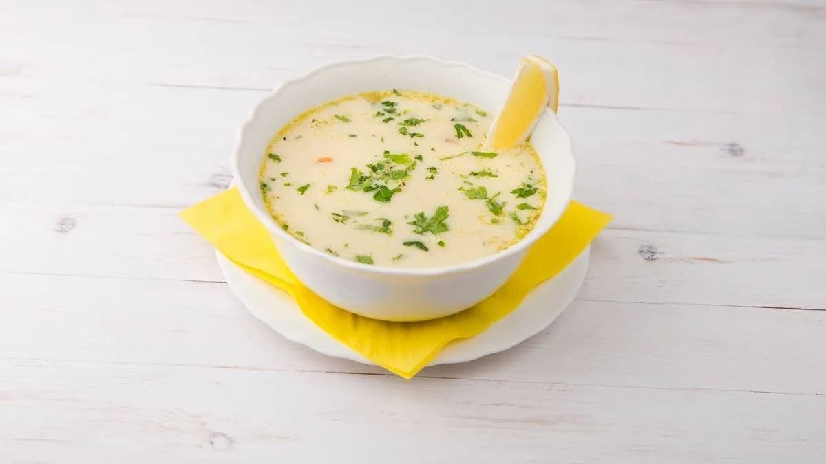 Tárkonyos csirke raguleves