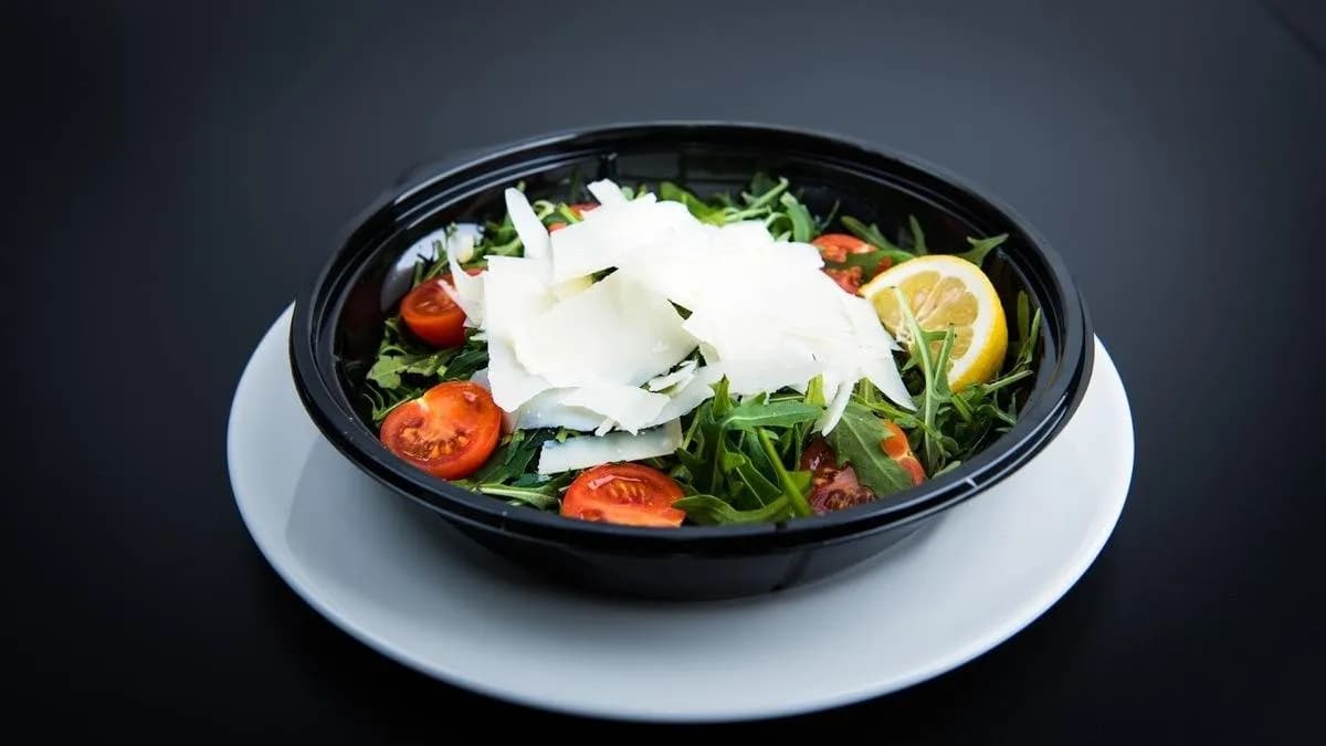 Insalata rucola e parmigiano
