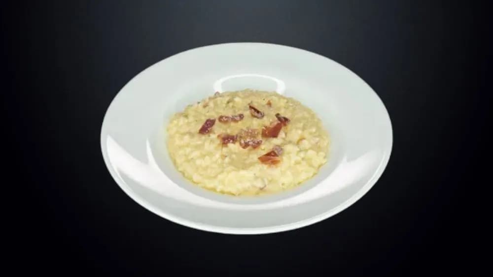 Risotto alla parmigiana con prosciutto crudo