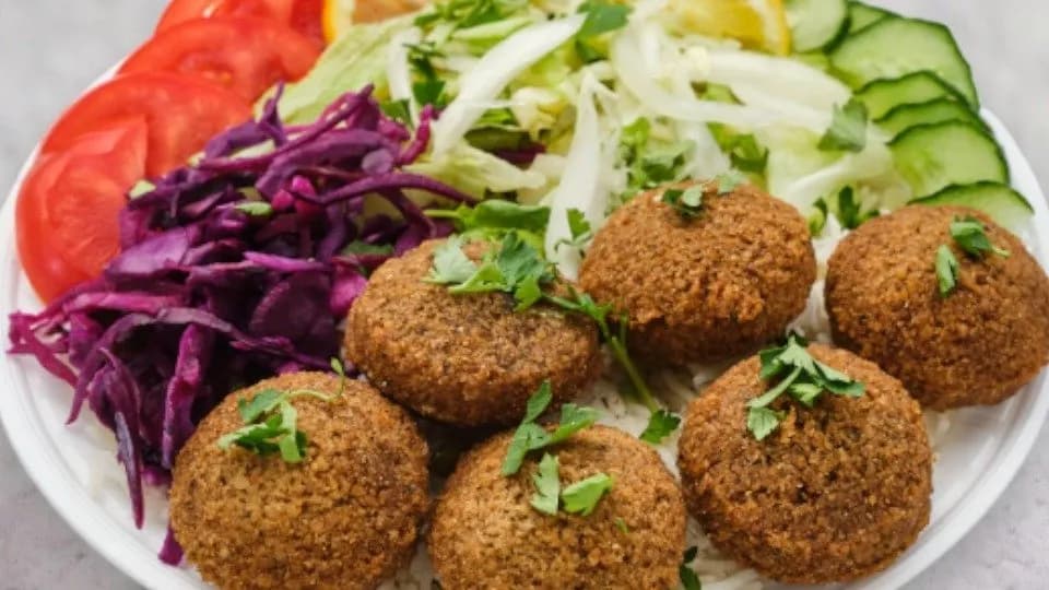 Nagy falafel tál