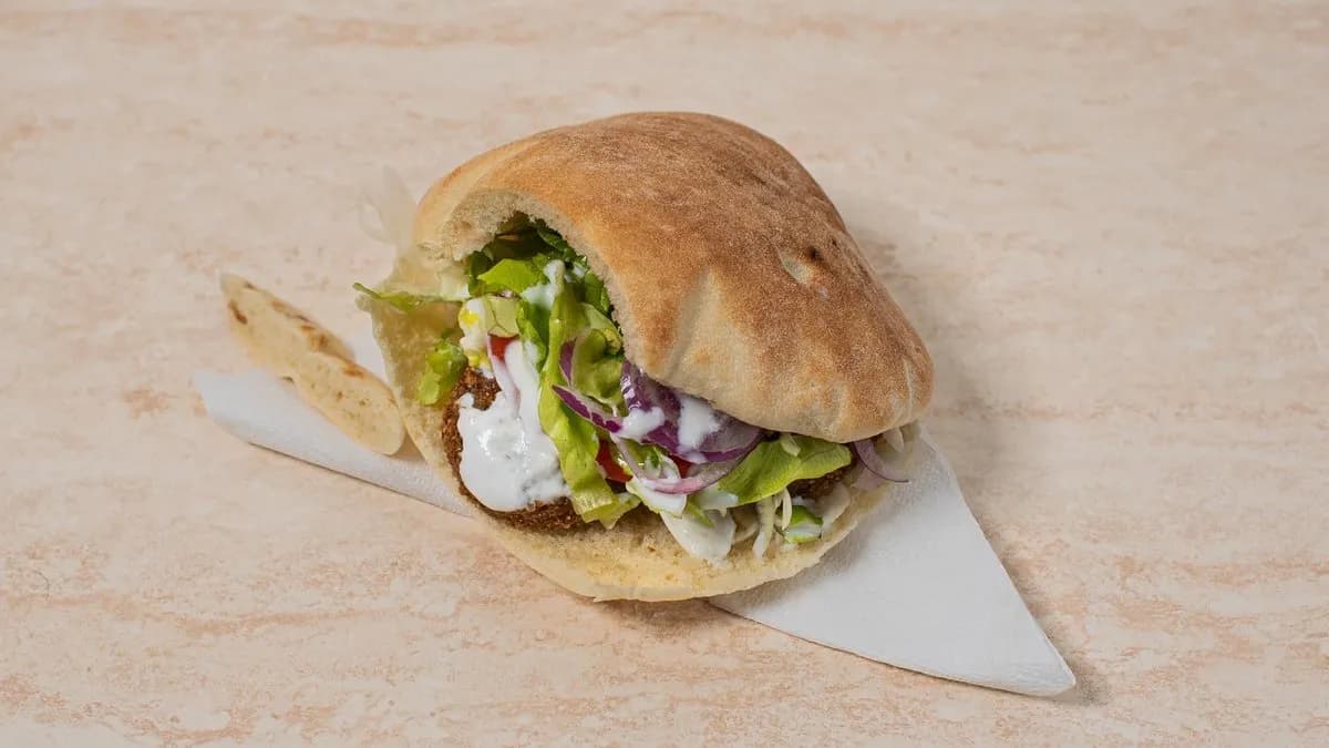 Falafel pita
