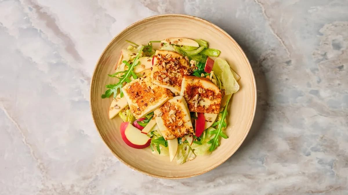 Almás grill gomolya saláta