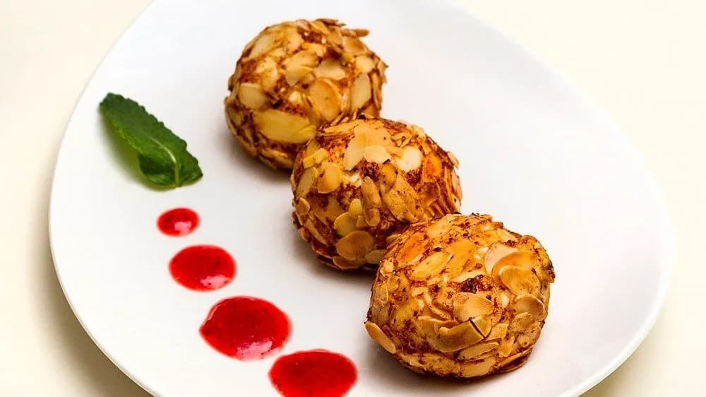 Mandulás túrógolyó (3 db)