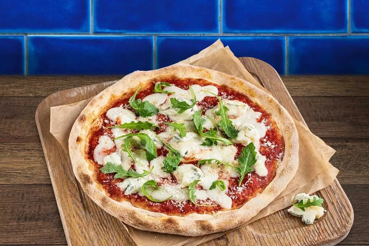 Quattro Formaggi (24 cm)