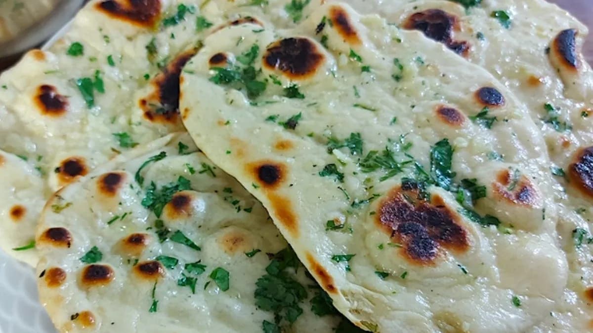 Fokhagymás naan kenyér
