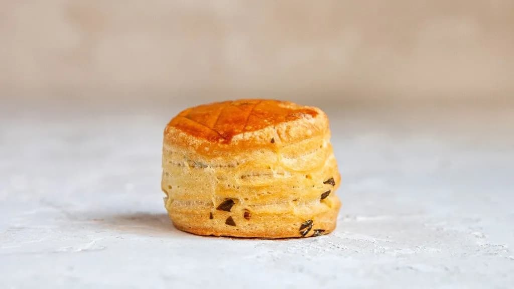 Medvehagymás pogácsa