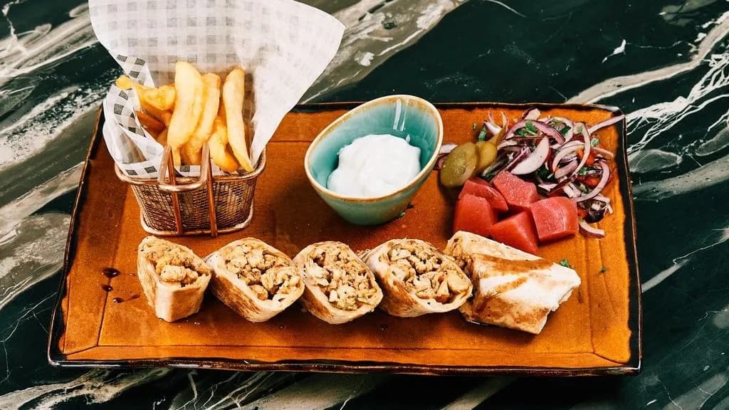 CHICKEN SHAWARMA