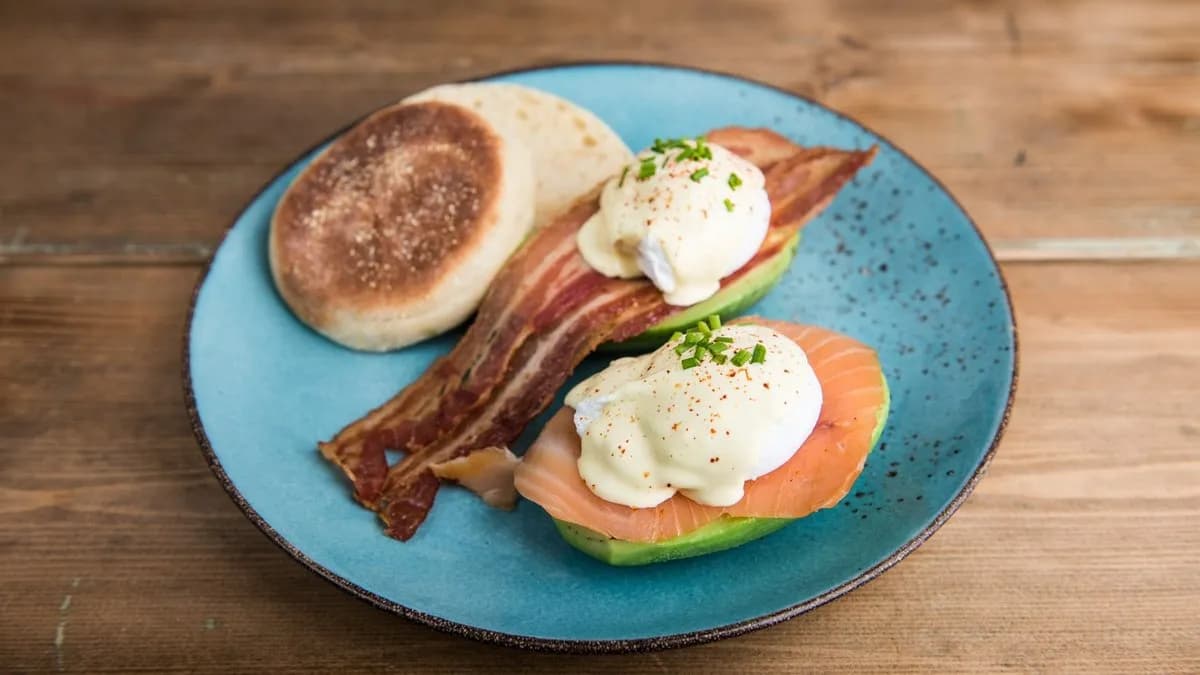 STUFFED AVOCADO BENNY