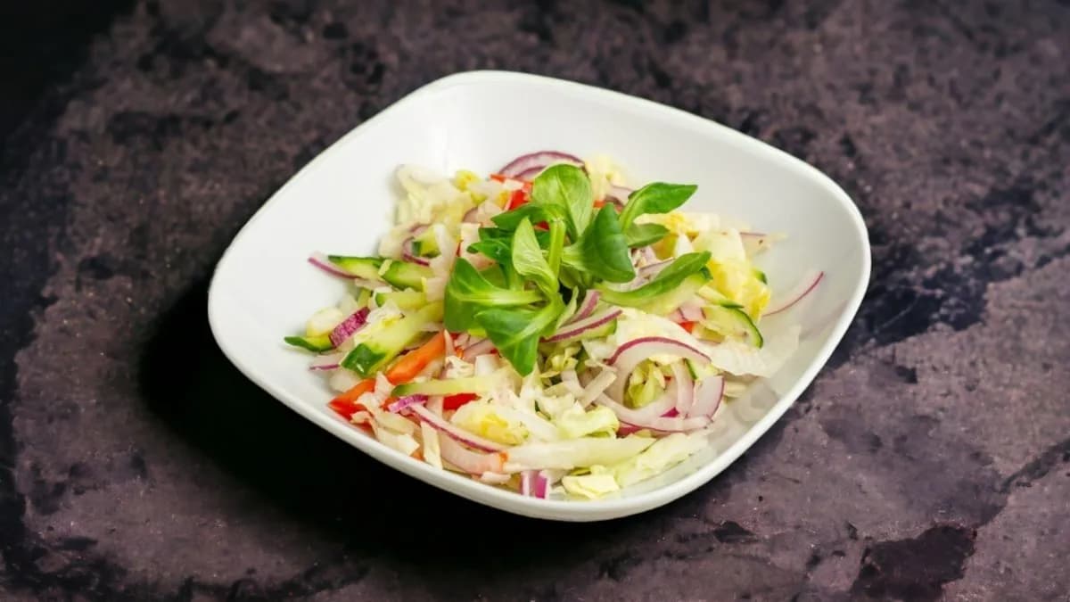 Napi friss kevert saláta