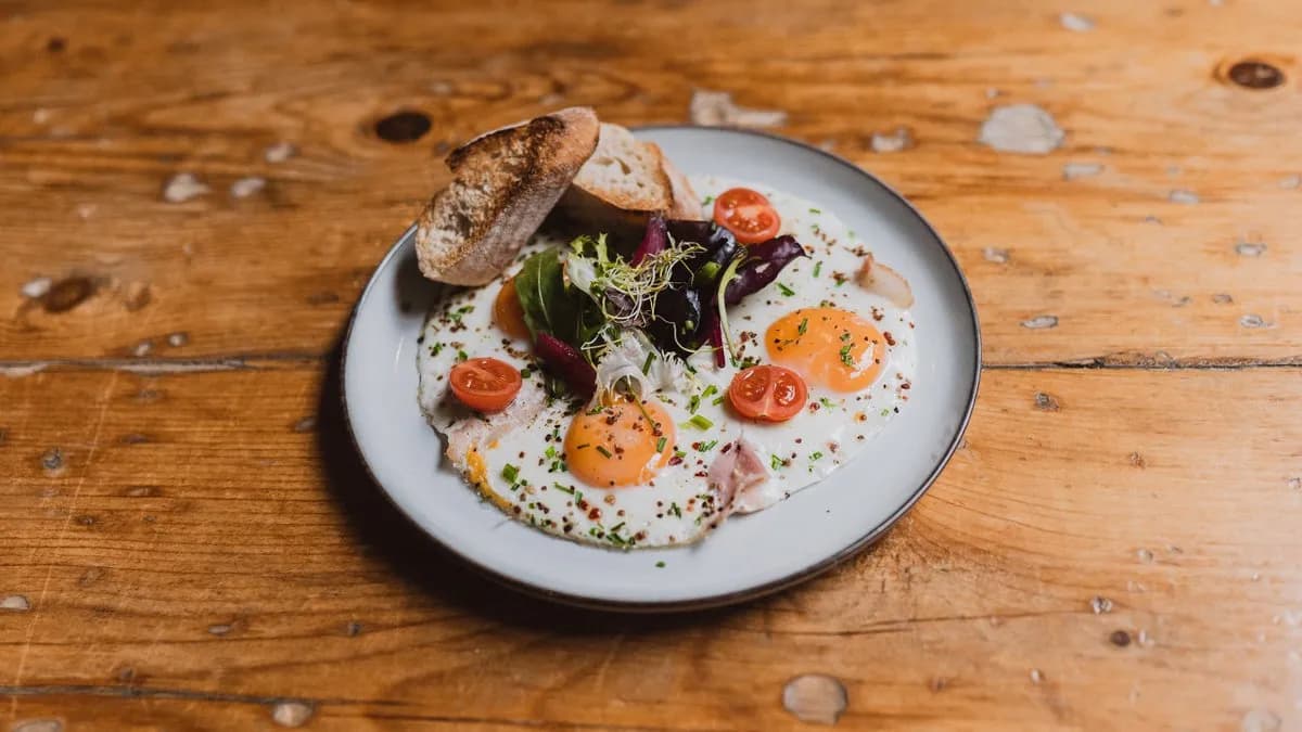 Tükörtojás baconnel