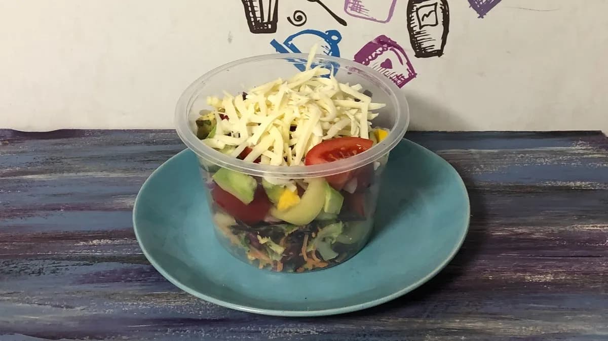 Friss saláta + amit szeretnél