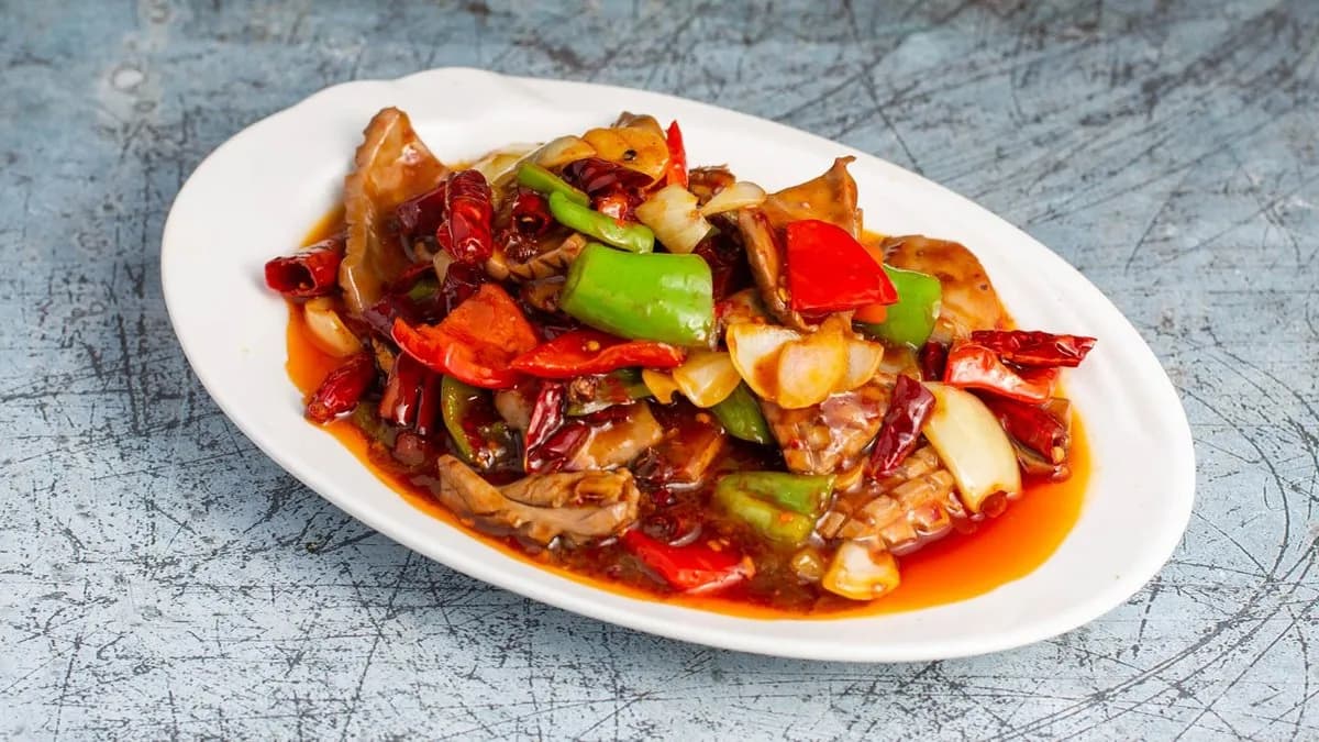 320 Fűszeres sertésvese 火爆腰花