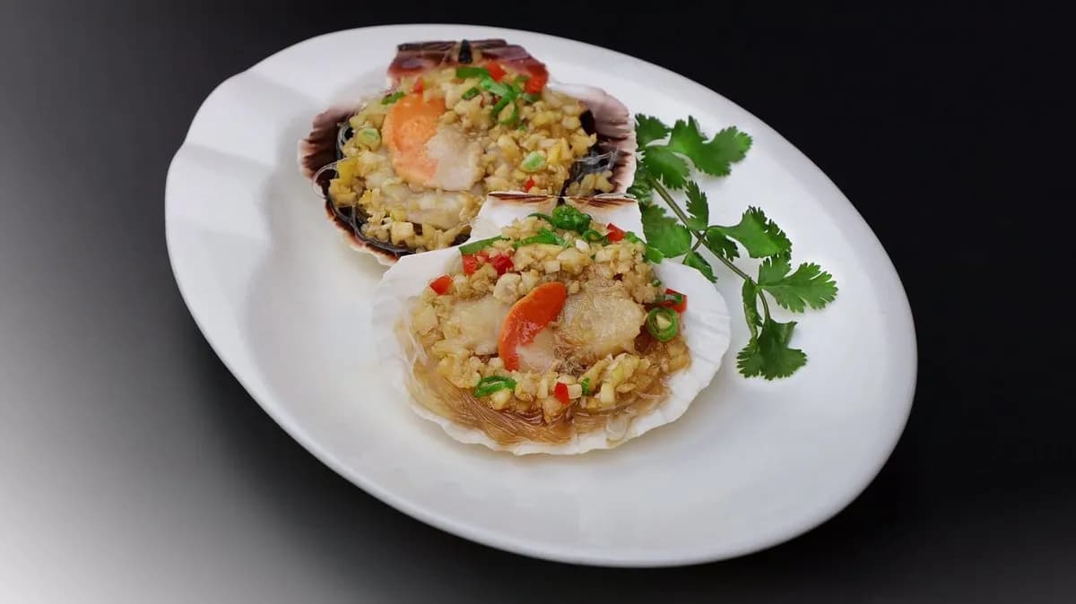 612 Gőzölt fésűkagyló (2db) 扇贝