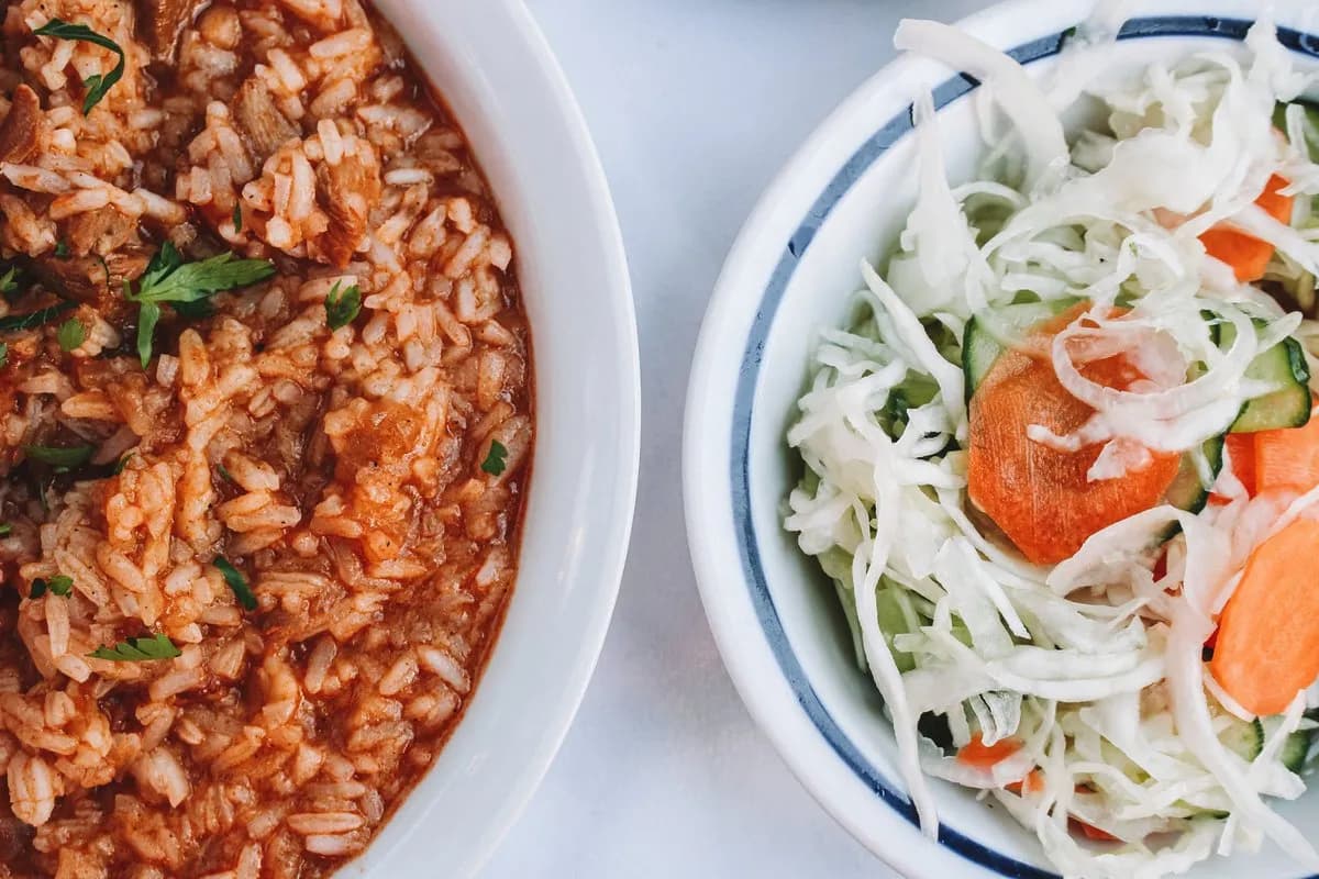 Bácskai rizses hús, házi csalamádéval