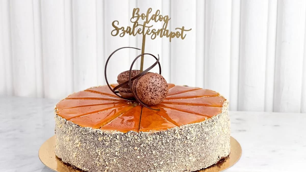 Tortadísz ◦ Arany fa felirat ◦ Boldog Születésnapot