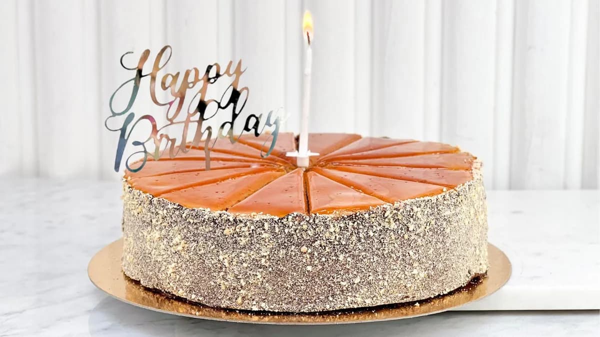 Tortadísz ◦ Ezüst plexi felirat ◦ Happy Birthday