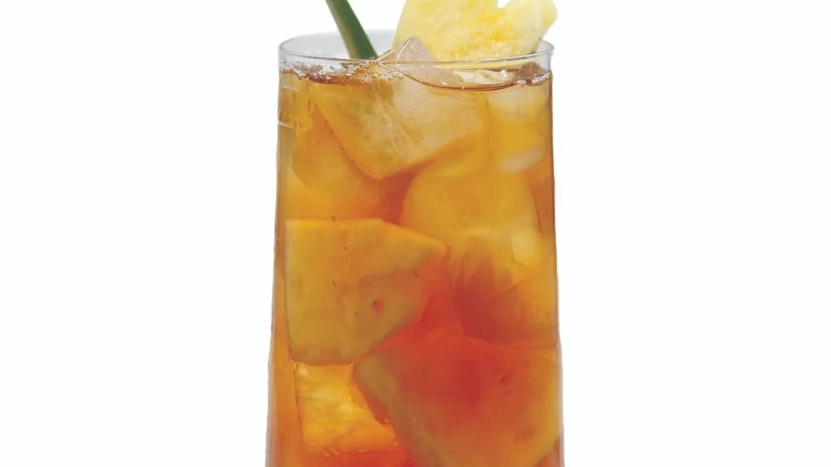 Pineapple fruit tea