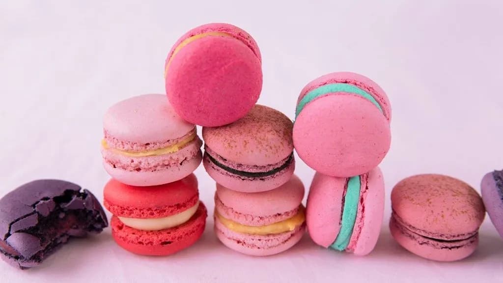 REVUE MACARON