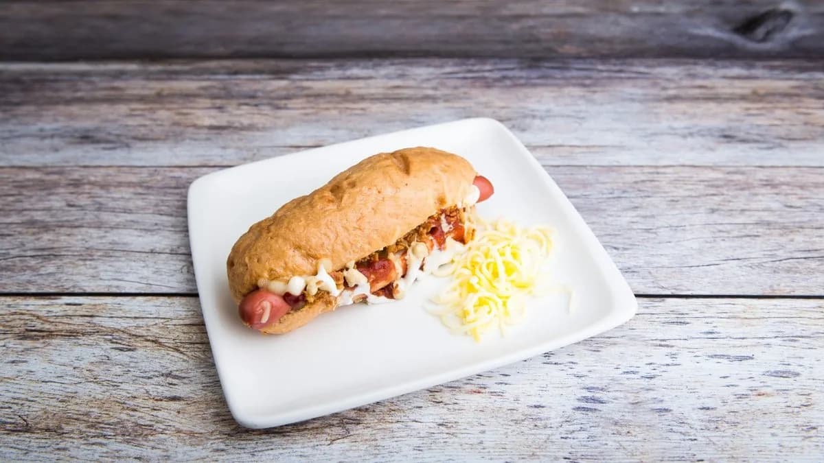 Sajtos hot-dog mozzarellával