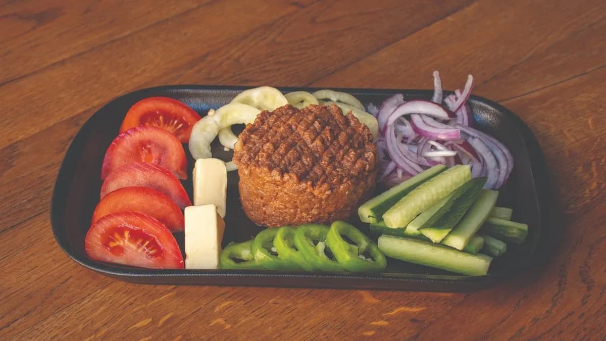 Tatár beefsteak primőrökkel