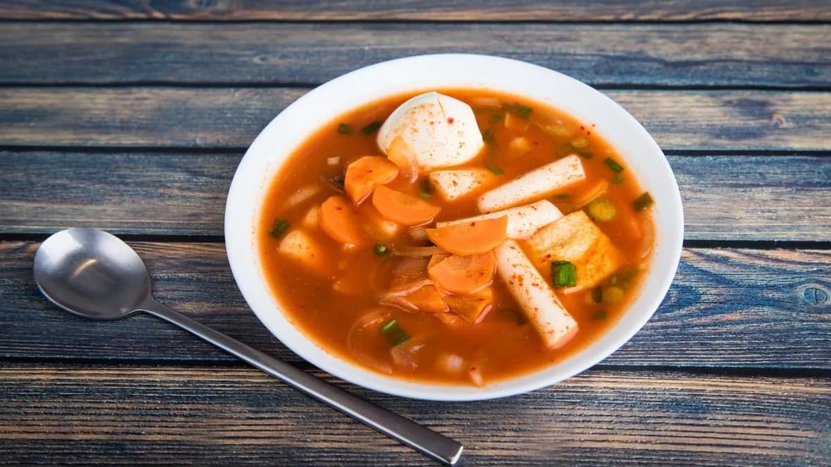 Csípős tteok bokki