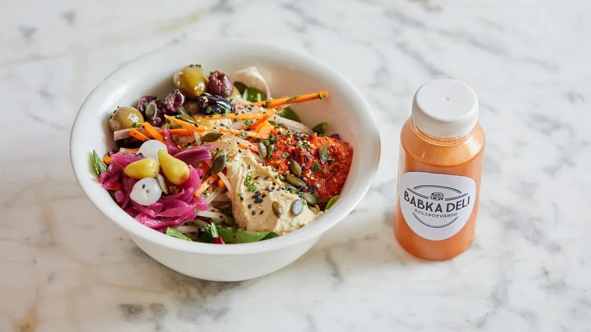 Választható Saláta + választható Juice