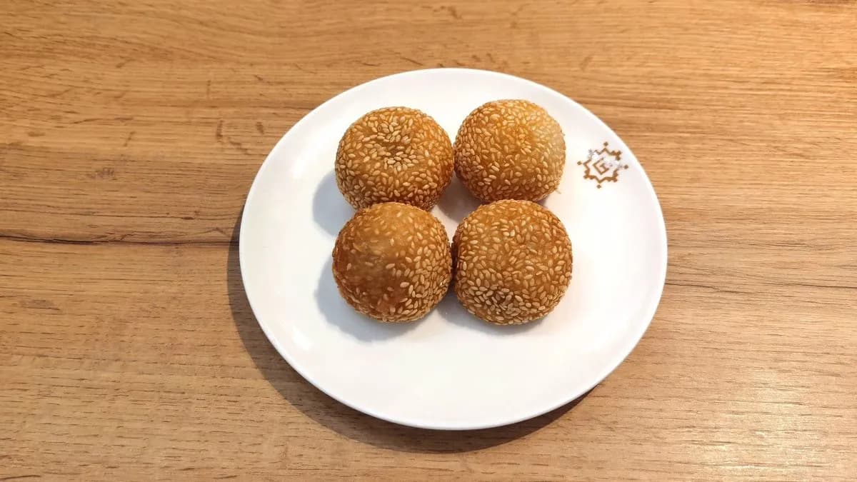 Sült szezámmagos golyók (4db)
