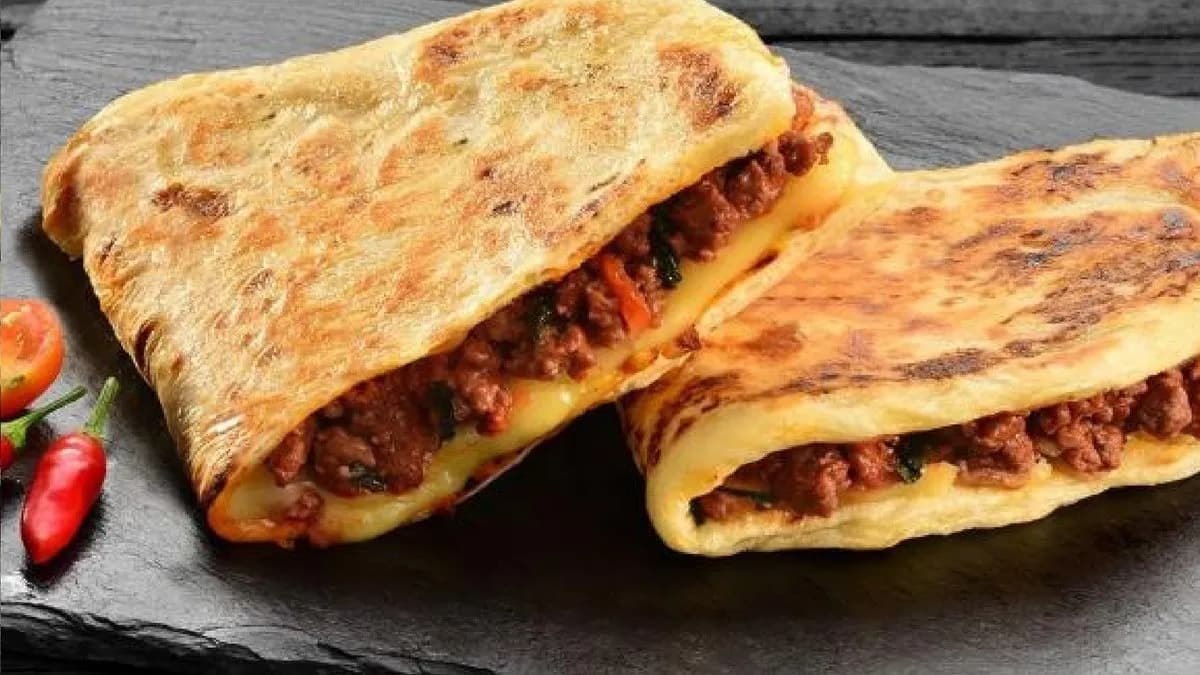 Chilis-marharagus lepény