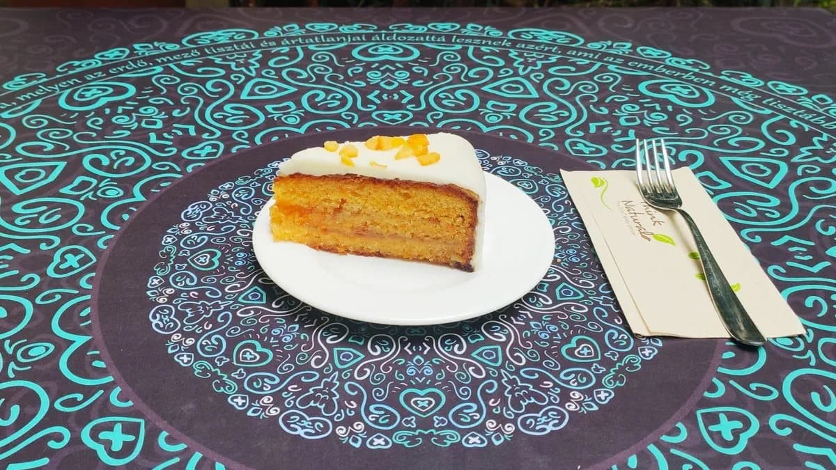 Narancslekváros répatorta