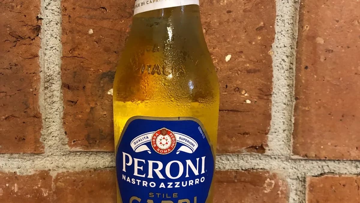 Peroni Capri minőségi világos sör 4,2% 0,33l
