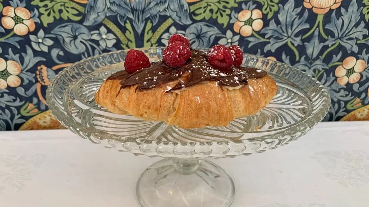 Aranypinty croissant