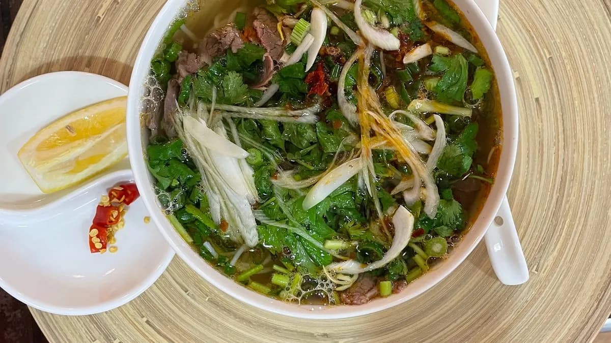 4to. Csípős marha Bun nagy adag