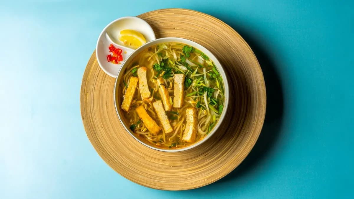 6to. Zöldséges Pho nagy adag