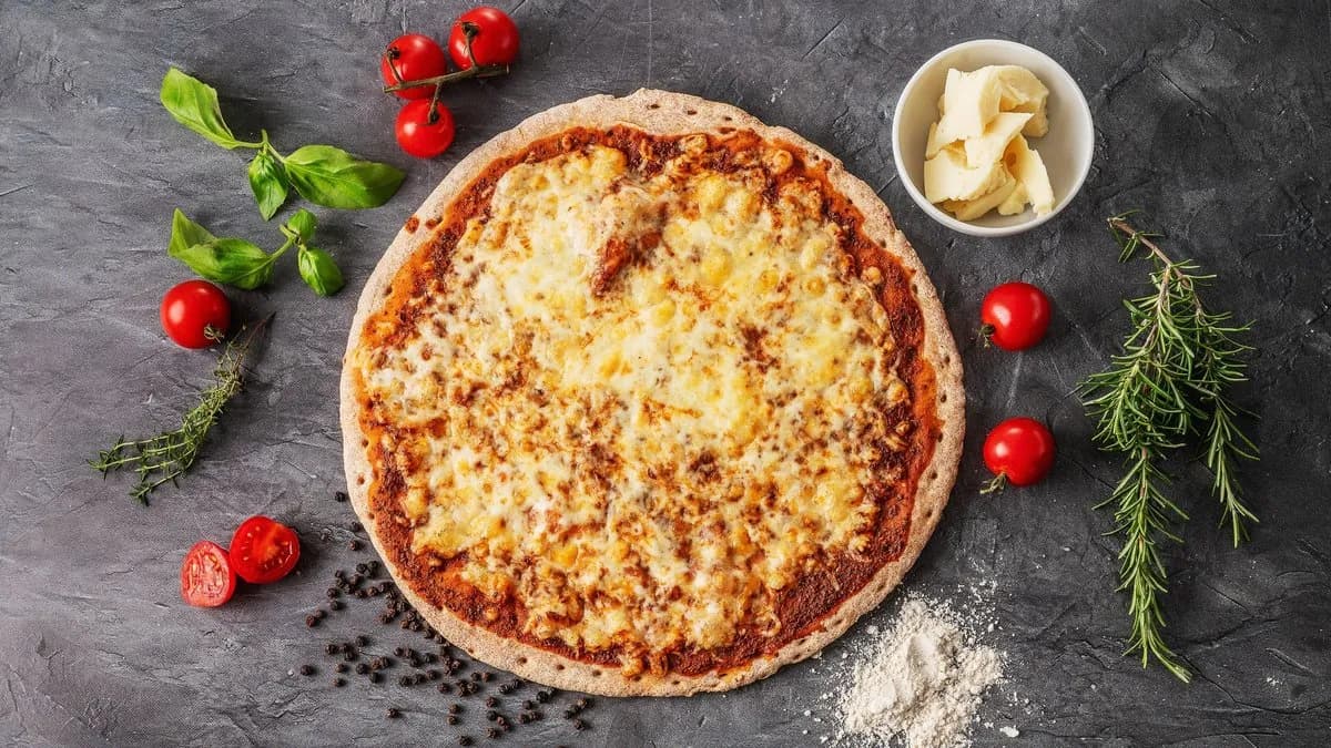 Margherita pizza - LM