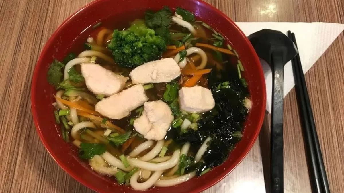 Csirkehúsos Udon leves, N6