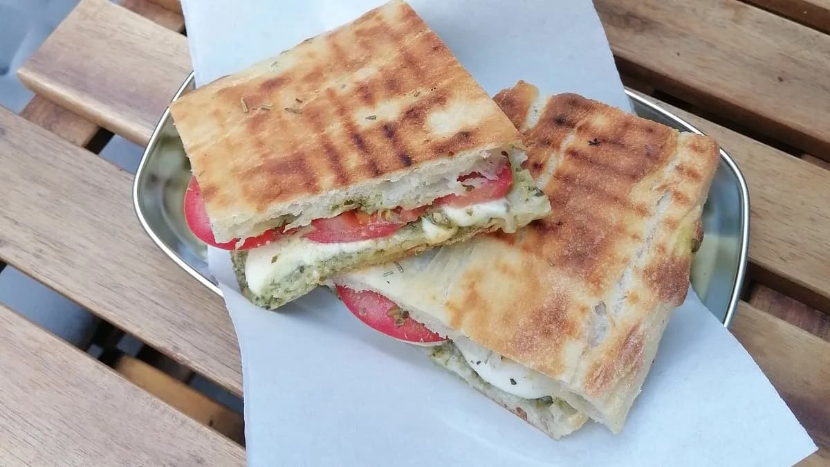 CAPRESE (vegetáriánus)