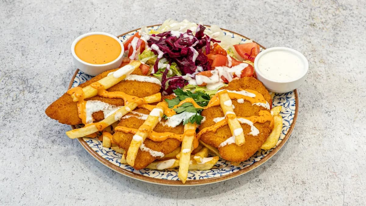 Rántott csirke tál