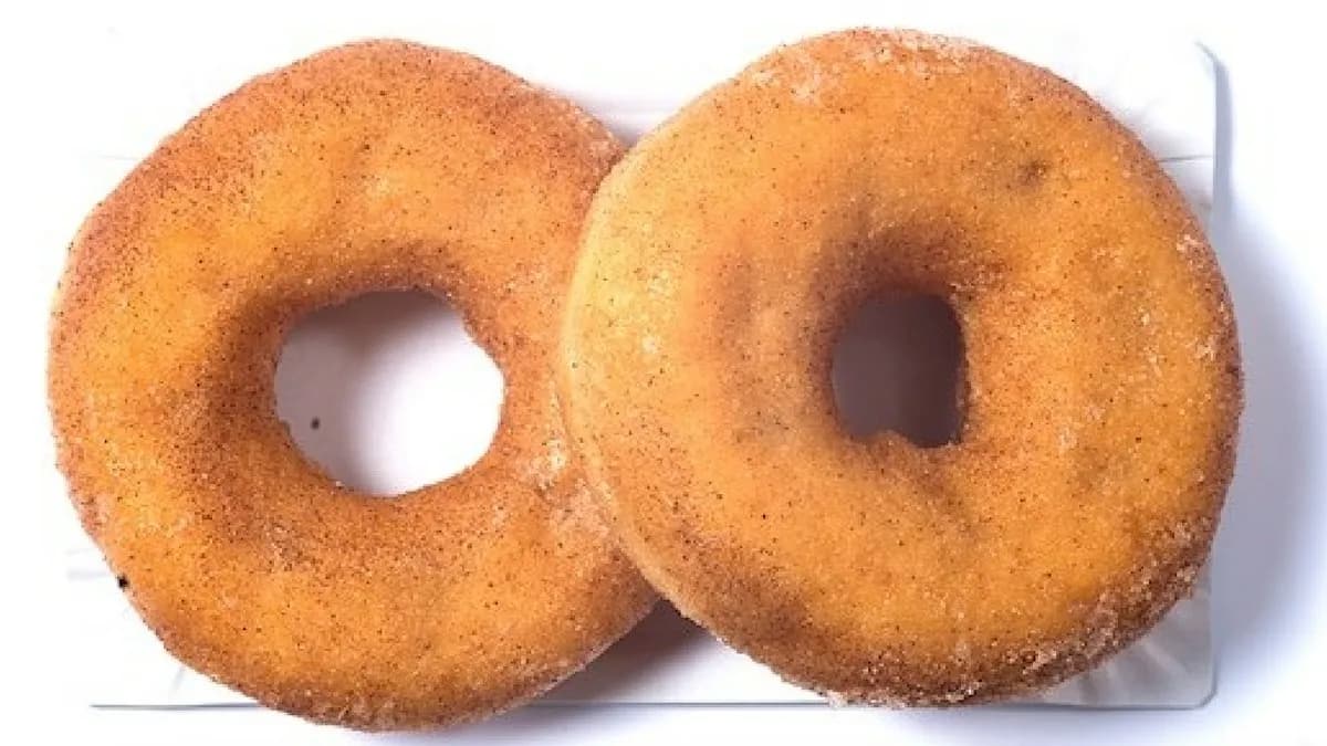 Cinnamon donut