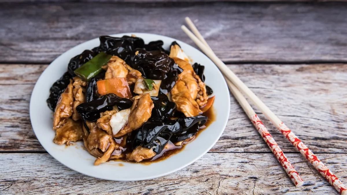 Fafülgombás csirkehús