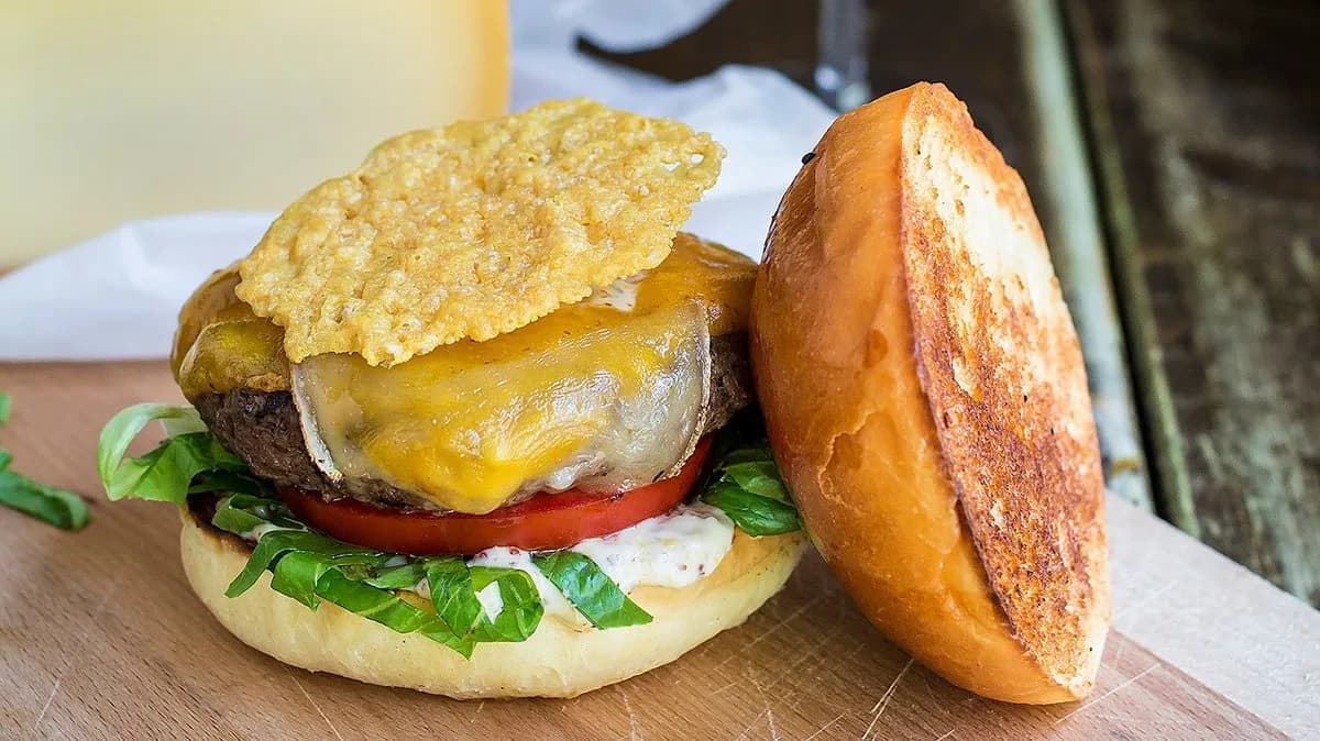 Ultimate Cheese burger