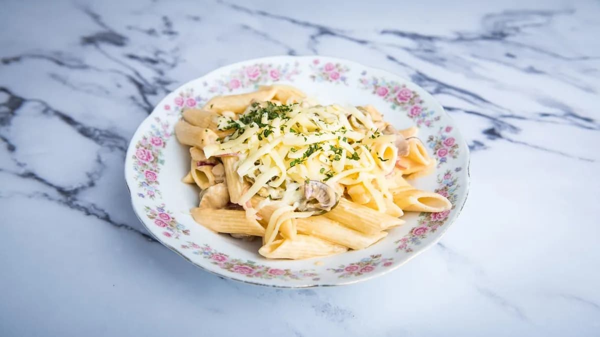 Cheddaros csípős penne