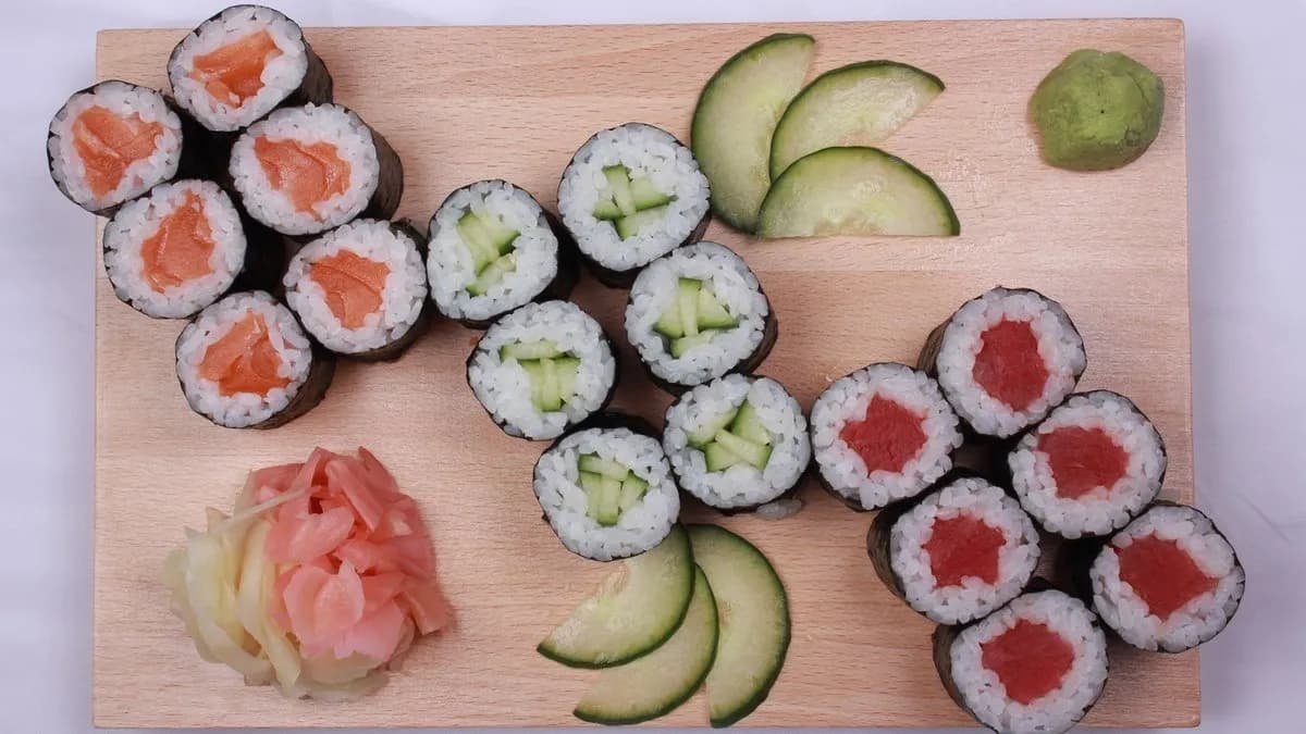 HOSOMAKI SET 2 (lazac-ubi-tonhal)